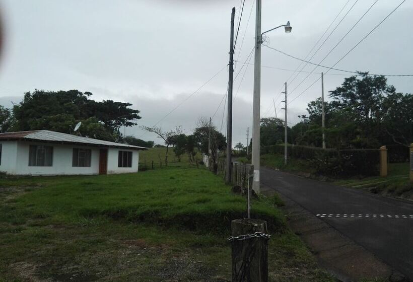 膳宿费 Pedacito De Cielo Guest House