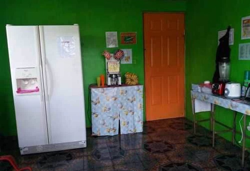 膳宿费 Pedacito De Cielo Guest House