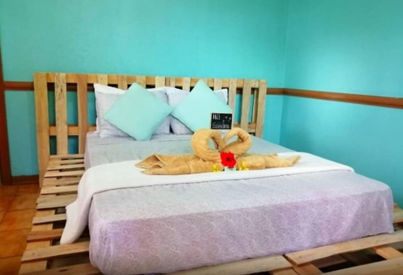 פנסיון Sloth House