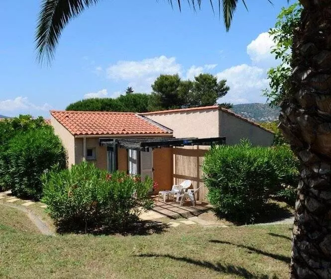 リゾートホテル Village Vacances La Manne