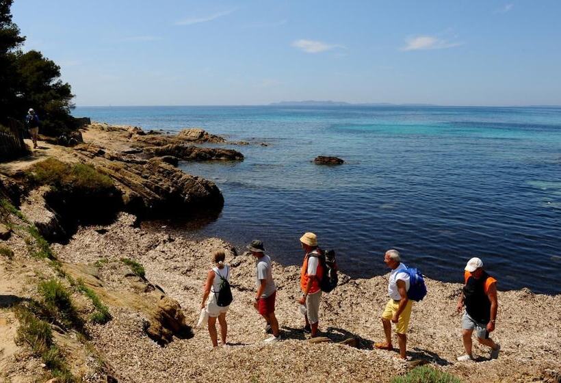 Курорт Village Vacances La Manne