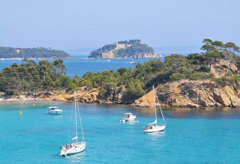 Курорт Village Vacances La Manne