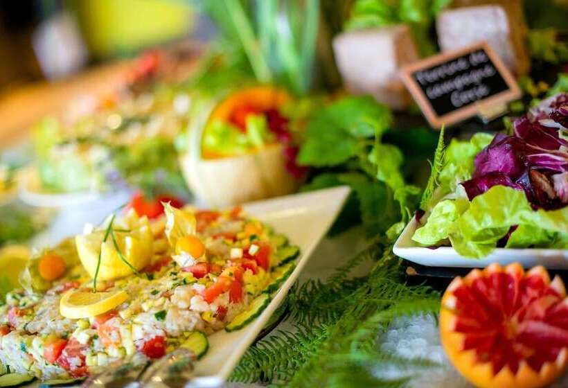 Курорт Village Vacances La Manne