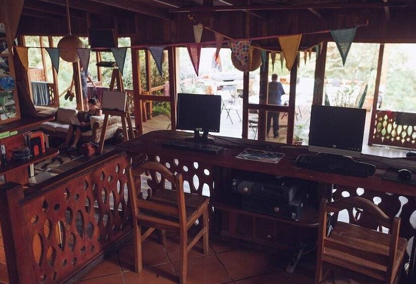 Spanish By The River Turrialba Hostel