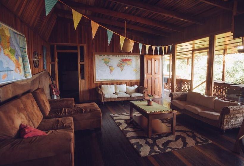 Spanish By The River Turrialba Hostel