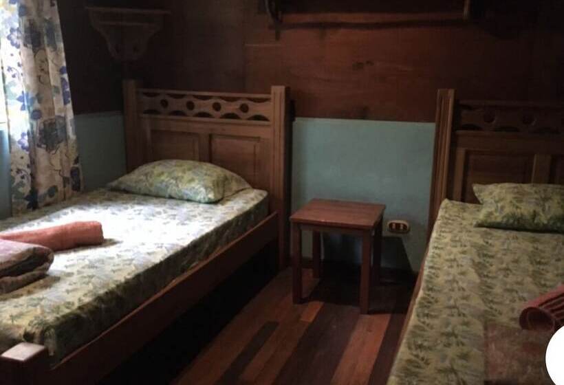 Spanish By The River Turrialba Hostel