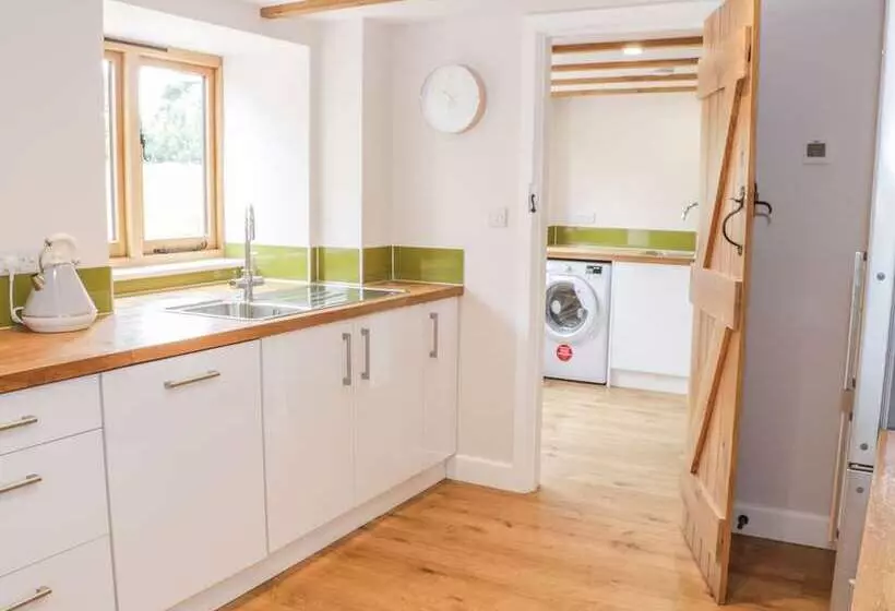 The Cow Byre, Heath Farm