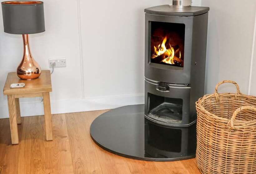 The Cow Byre, Heath Farm