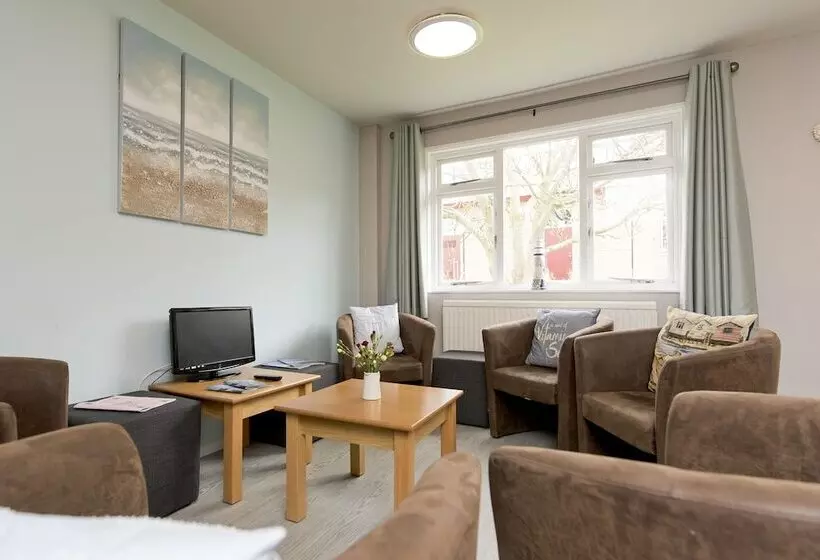 Yha Lulworth Cove   Hostel