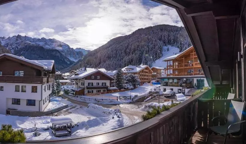 Chalet Elisabeth Dolomites Alpin & Charme