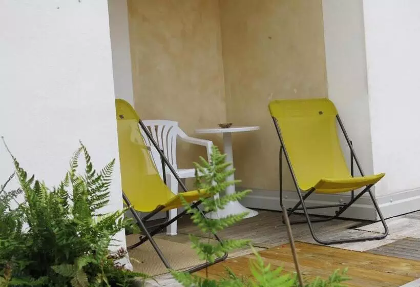 Digonera Historic Hotel B&b