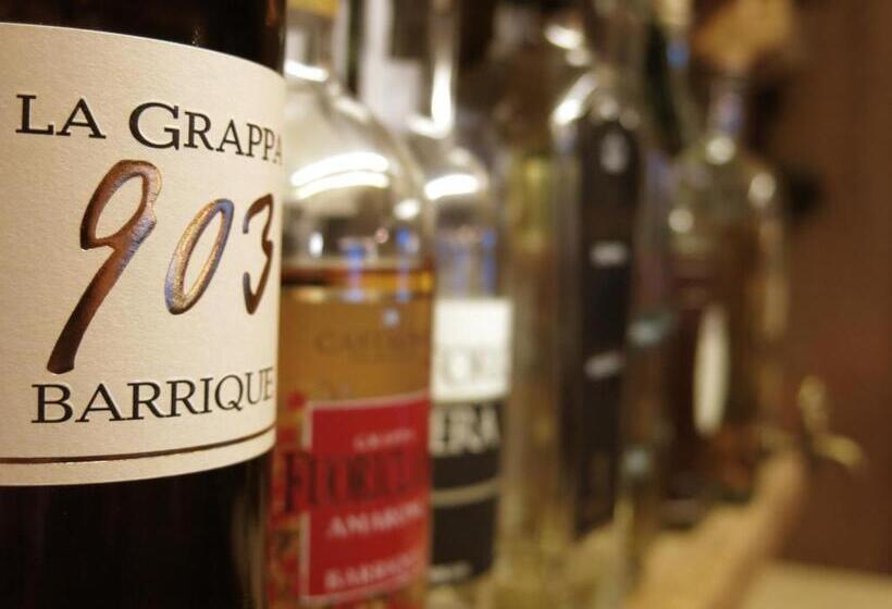 Digonera Historic Hotel B&b