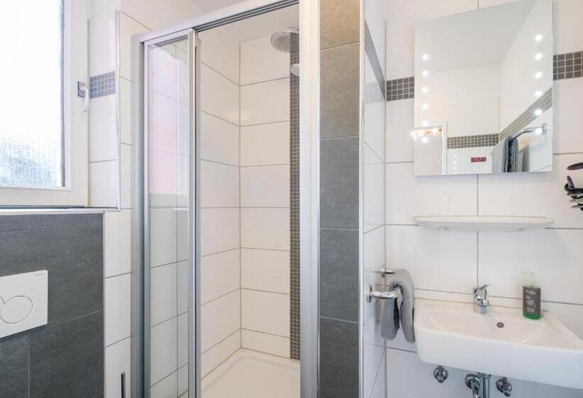 Hotelli Am Gottesauer Schloss