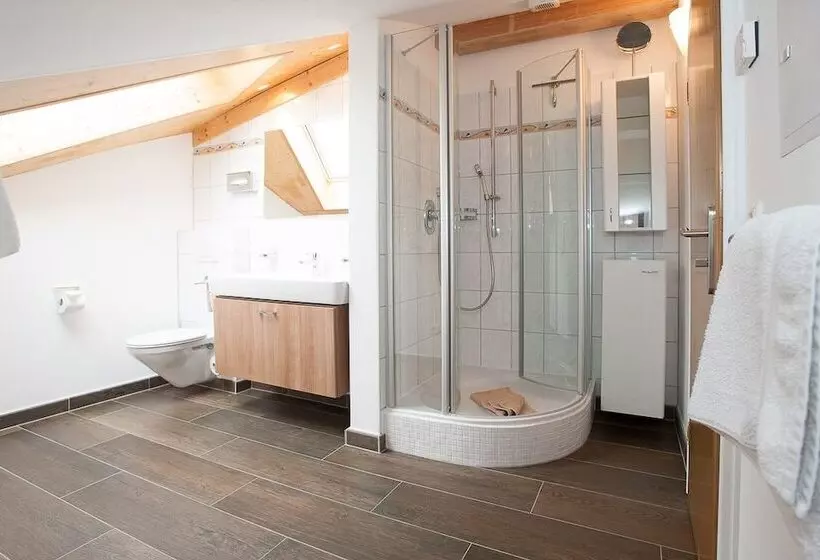 Отель Apart Pension Vita Stafnensis