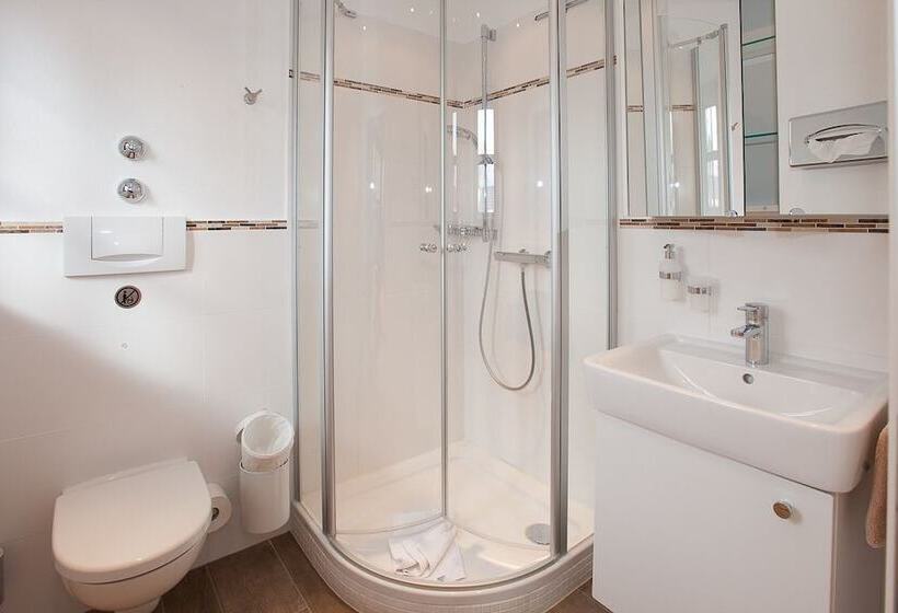 ホテル Apart Pension Vita Stafnensis