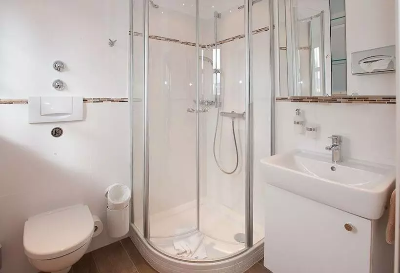 Отель Apart Pension Vita Stafnensis