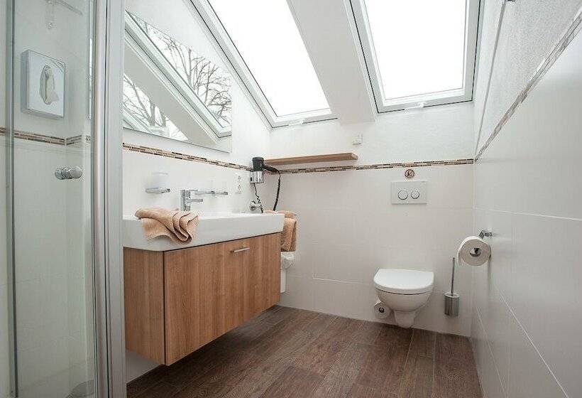 ホテル Apart Pension Vita Stafnensis