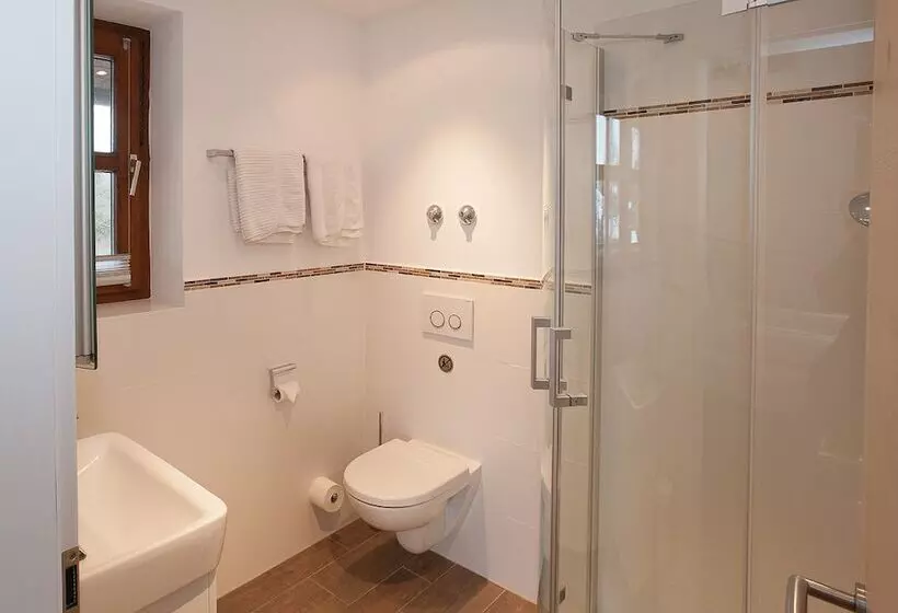 Отель Apart Pension Vita Stafnensis