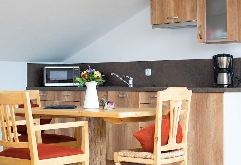 ホテル Apart Pension Vita Stafnensis