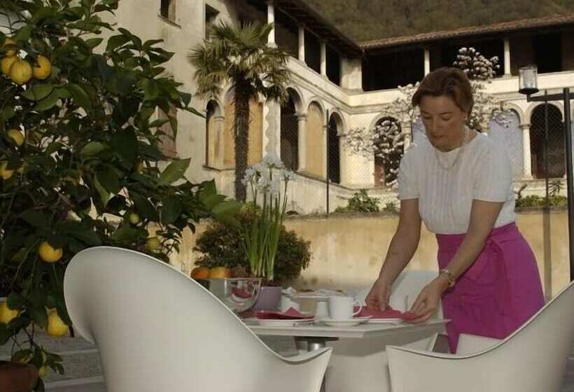 Charming Hotel Dei Chiostri