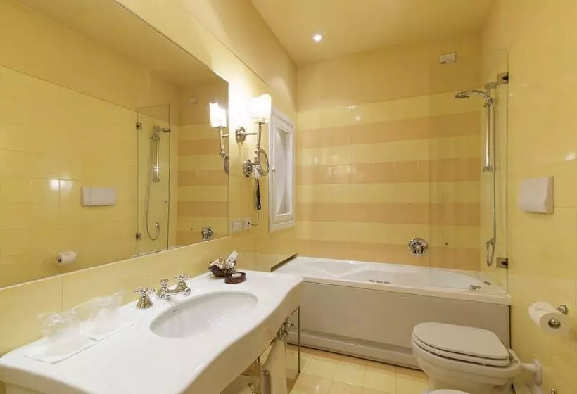 Charming Hotel Dei Chiostri