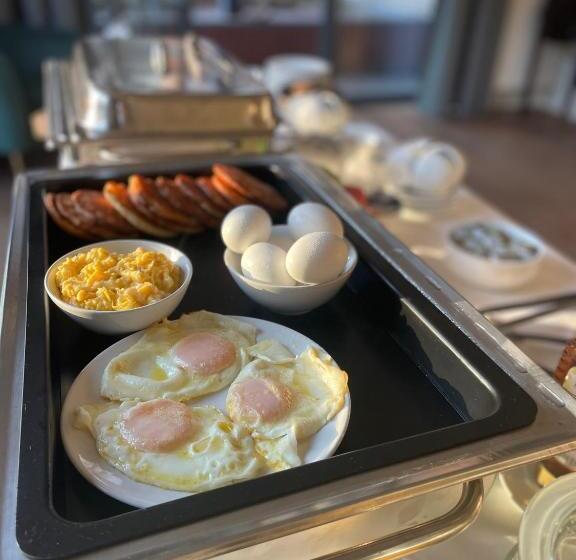 هتل Diamant Suites Brussels Eu