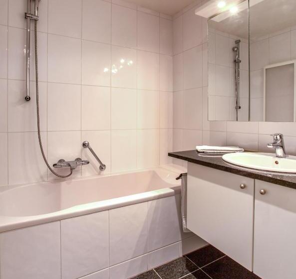 هتل Diamant Suites Brussels Eu