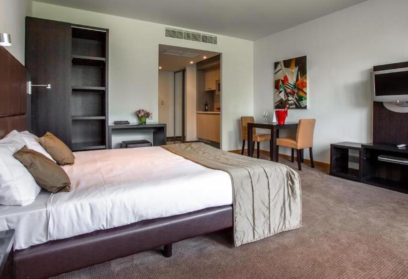 هتل Diamant Suites Brussels Eu