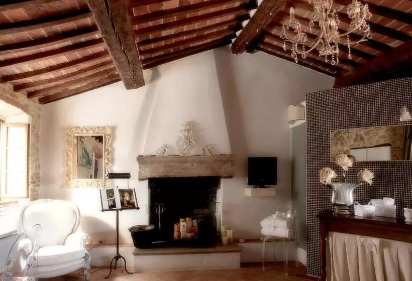 Отель Guest House Il Borgo Di Sempronio