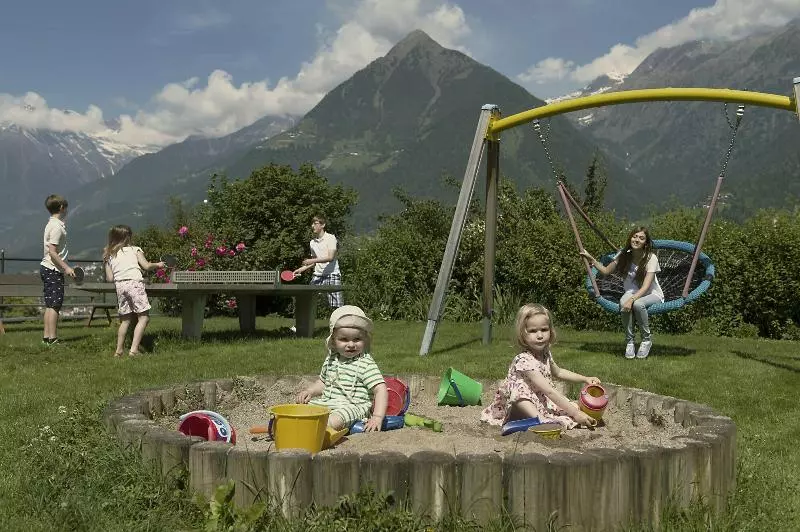 בית מלון כפרי Hohenwart