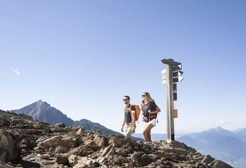 בית מלון כפרי Hohenwart