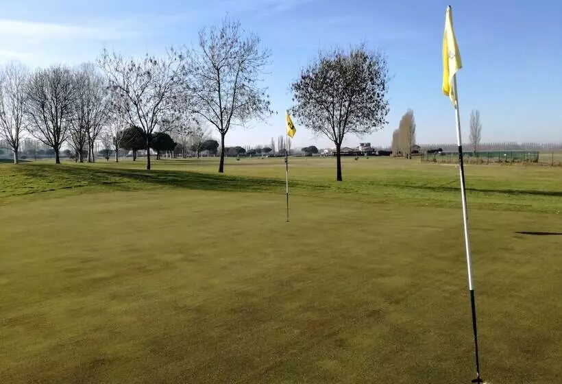 فندق Junior Family