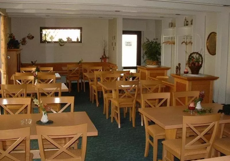 בית מלון כפרי Koch Maingau