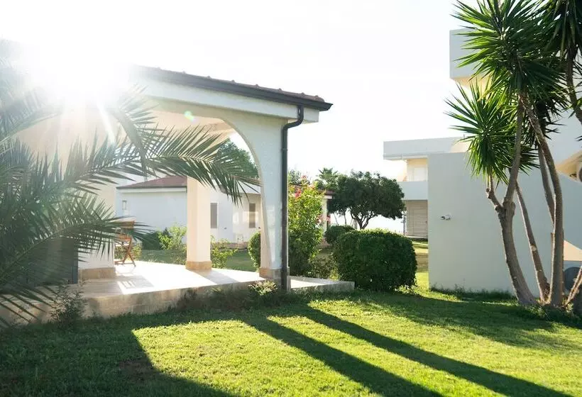 هتل Tuisuneo La Conchiglia Adults Only