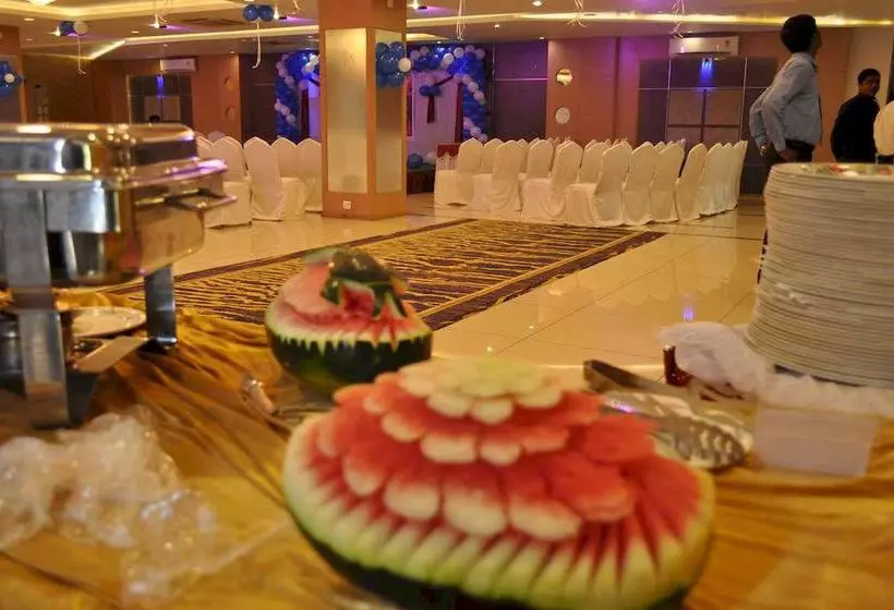 ホテル Majestica Inn