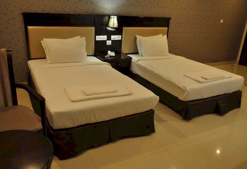 ホテル Majestica Inn