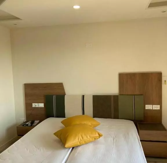 ホテル & Residence Montana