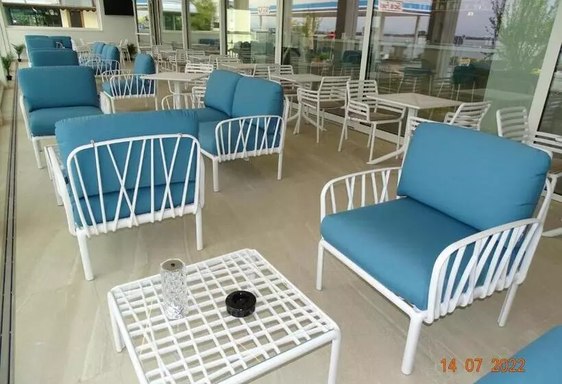 فندق Riva Palace