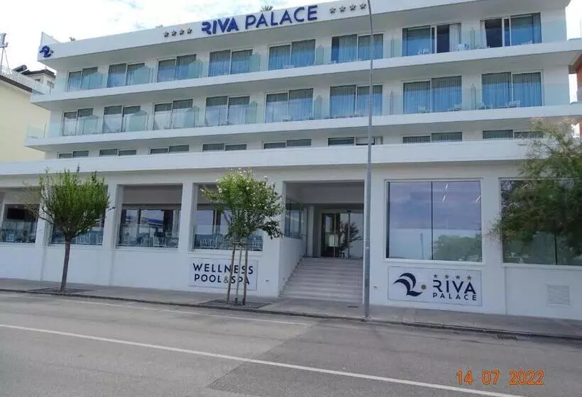 فندق Riva Palace
