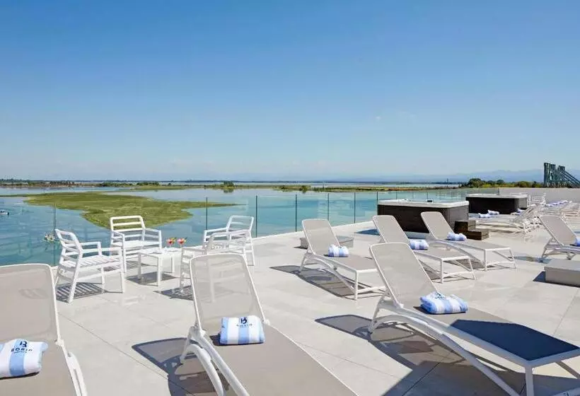 فندق Riva Palace