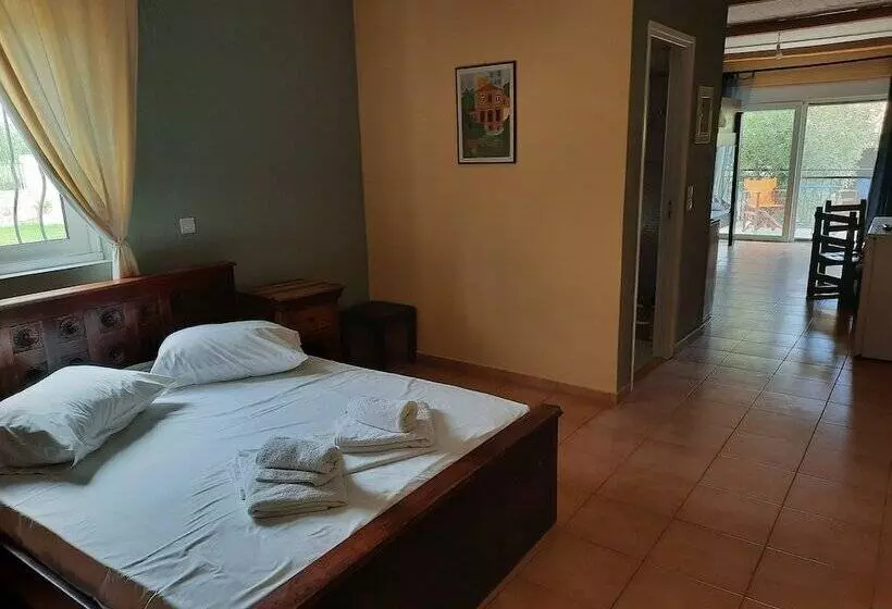 Otel O Xenonas Ton Mylon