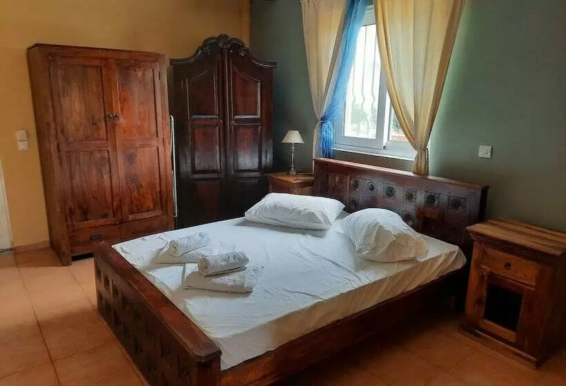 Otel O Xenonas Ton Mylon