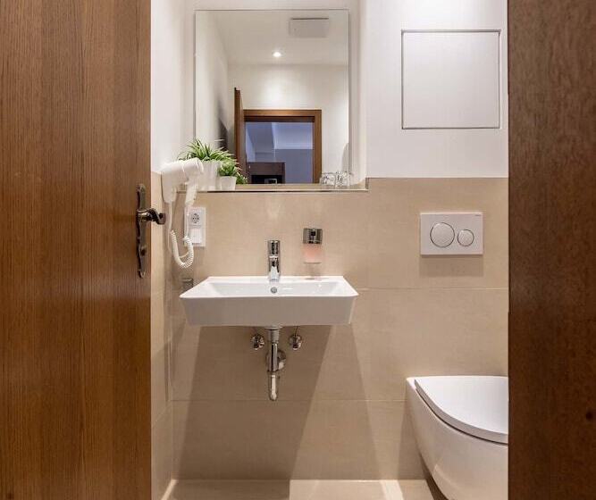 호텔 & Restaurant Ritter Jorg