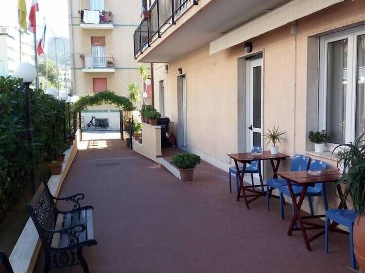 فندق San Nazario