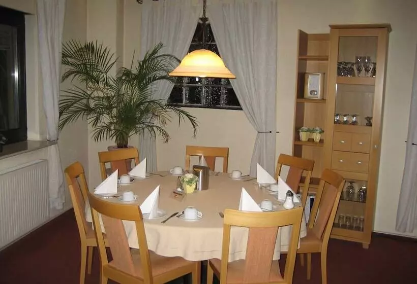 בית מלון כפרי Zum Schnackel In Mainz