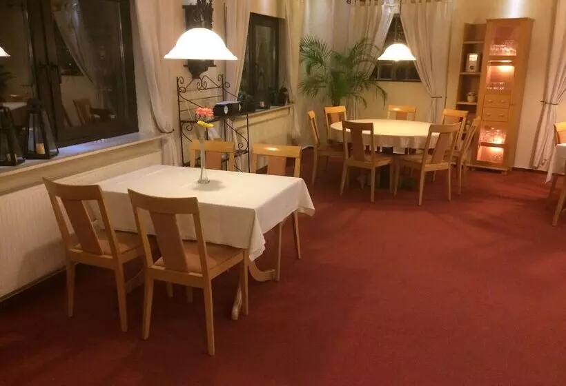 בית מלון כפרי Zum Schnackel In Mainz