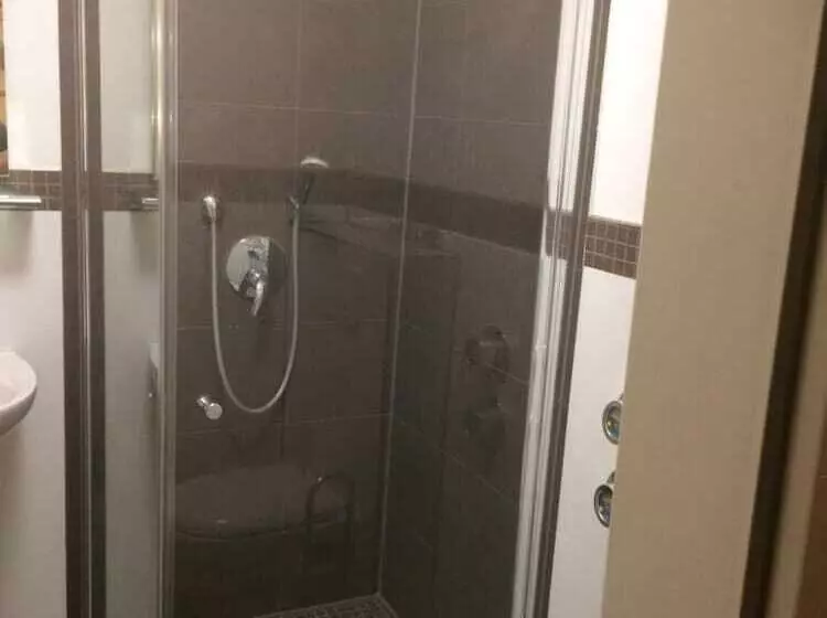 בית מלון כפרי Zum Schnackel In Mainz