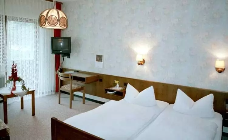 Отель Gasthof Zur Traube