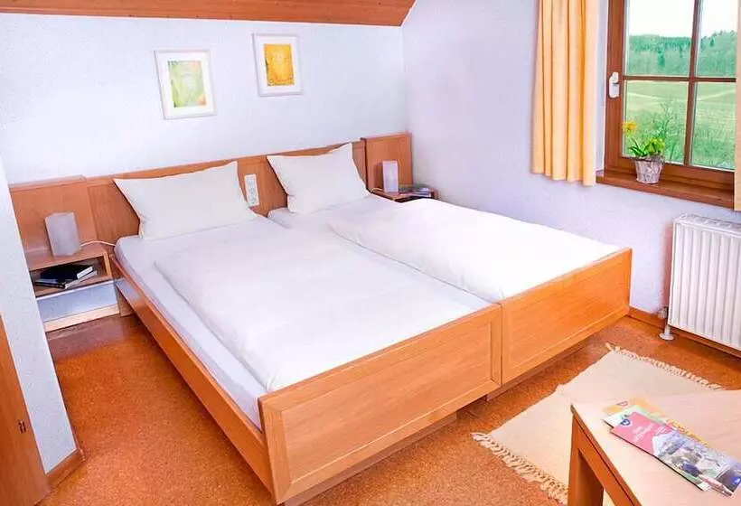 膳宿费 Landhotel Oßwald