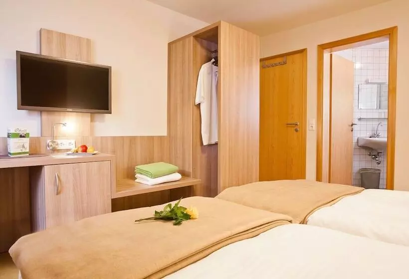 膳宿费 Landhotel Oßwald